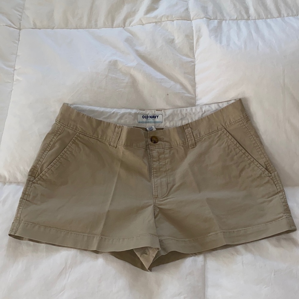 Old navy Khaki shorts